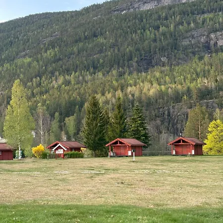Kemping Sanda Og Ovrebo